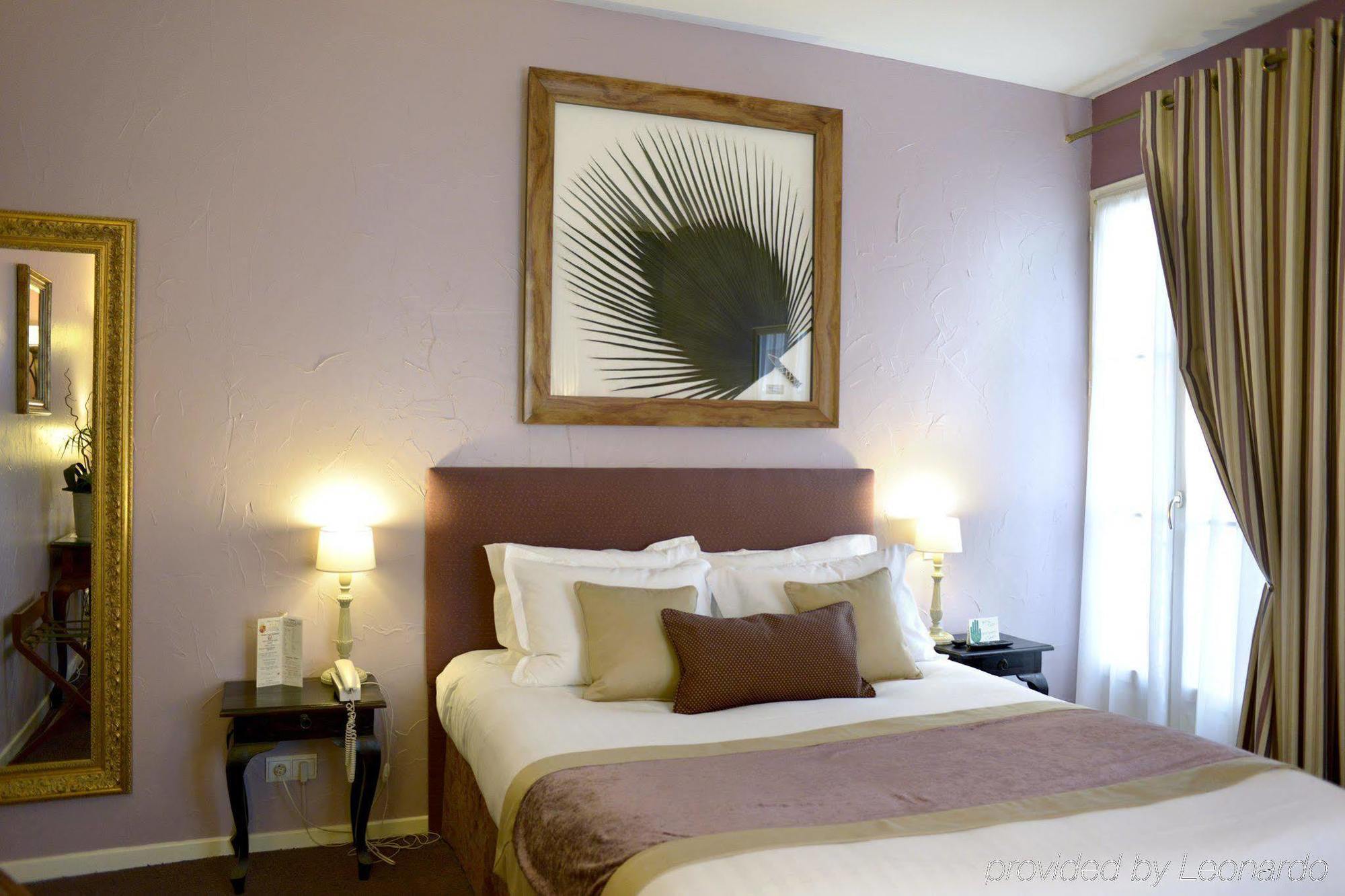 Hotel D'Aragon - Place De La Comedie Монпелие Екстериор снимка